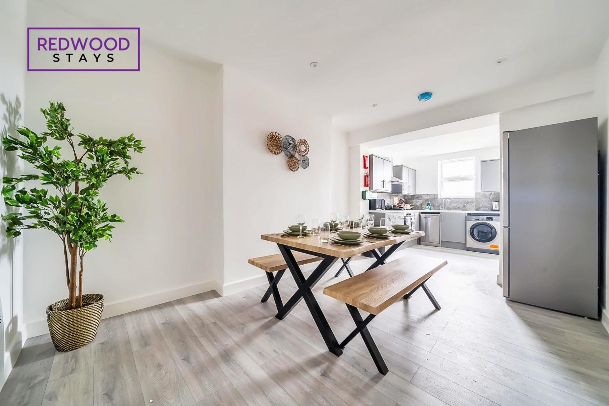 Brand New, 2 Bed 1 Bath, Modern Town Center Apartment, Free Wifi & Netflix By Redwood Stays Aldershot Extérieur photo