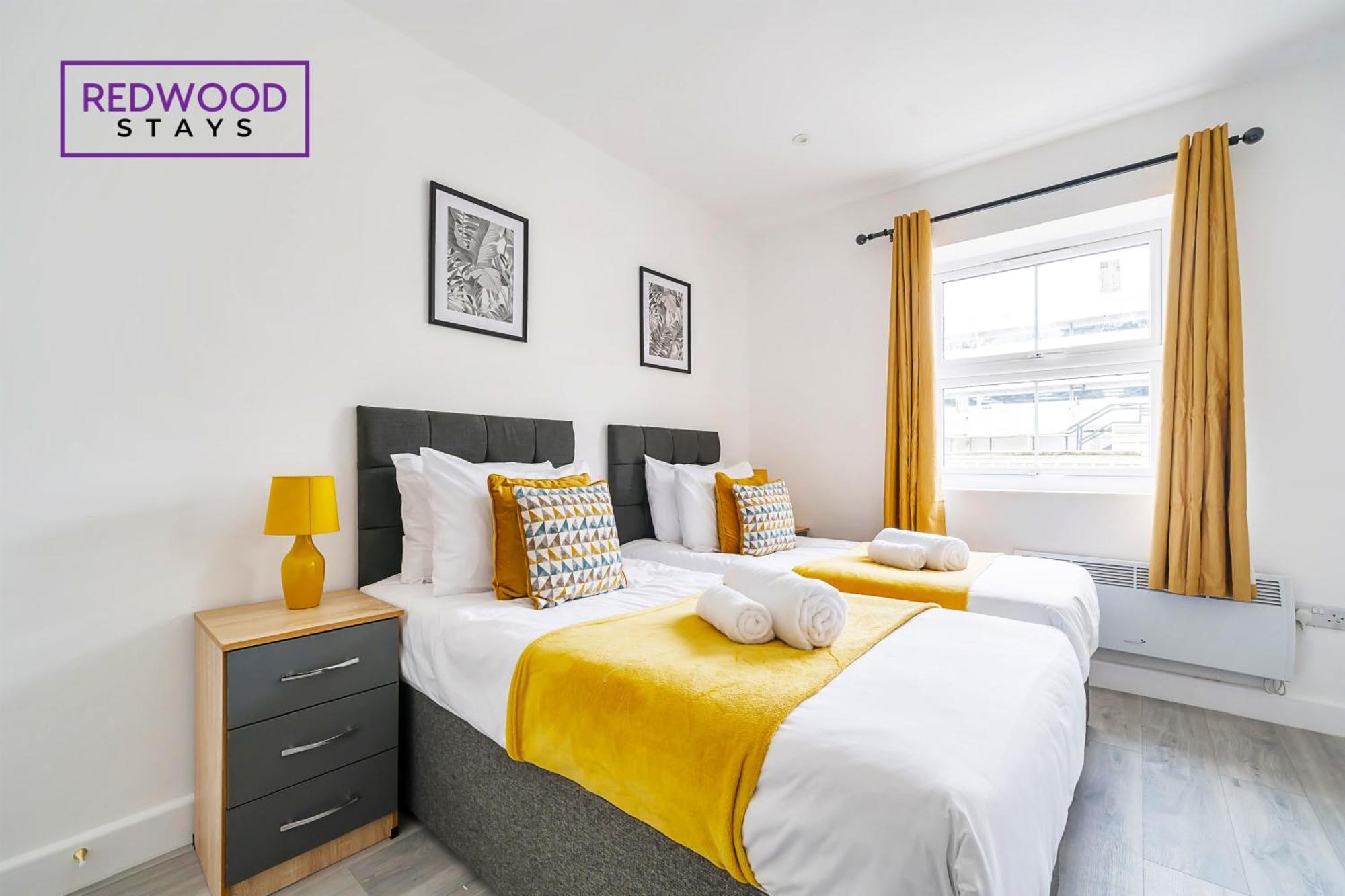 Brand New, 2 Bed 1 Bath, Modern Town Center Apartment, Free Wifi & Netflix By Redwood Stays Aldershot Extérieur photo