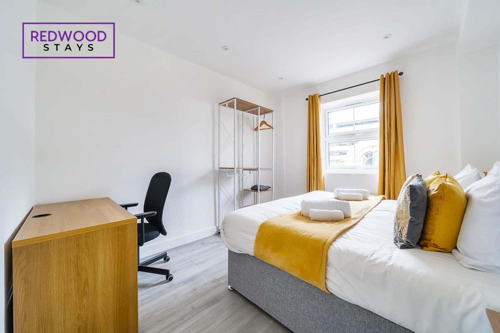Brand New, 2 Bed 1 Bath, Modern Town Center Apartment, Free Wifi & Netflix By Redwood Stays Aldershot Extérieur photo