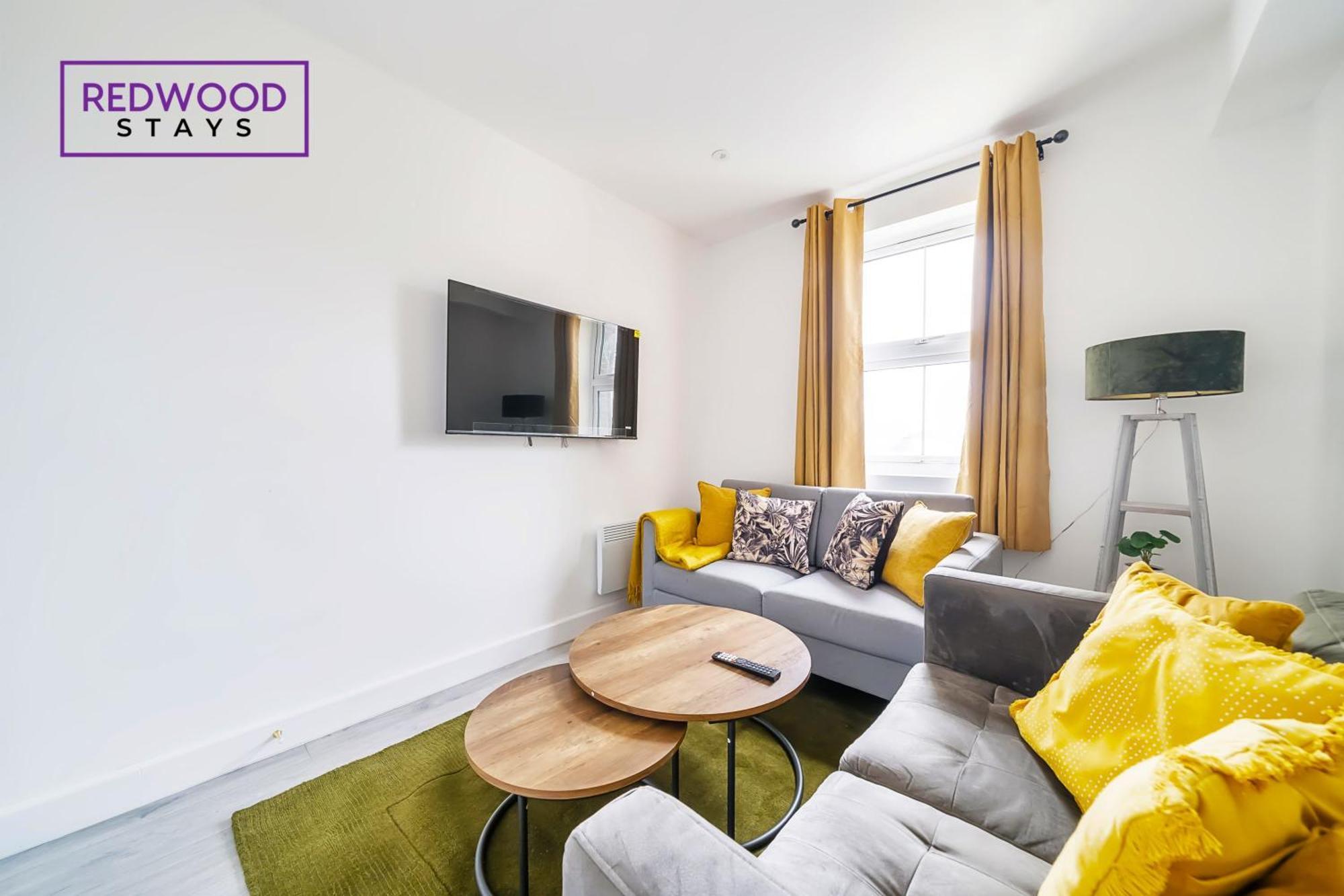 Brand New, 2 Bed 1 Bath, Modern Town Center Apartment, Free Wifi & Netflix By Redwood Stays Aldershot Extérieur photo